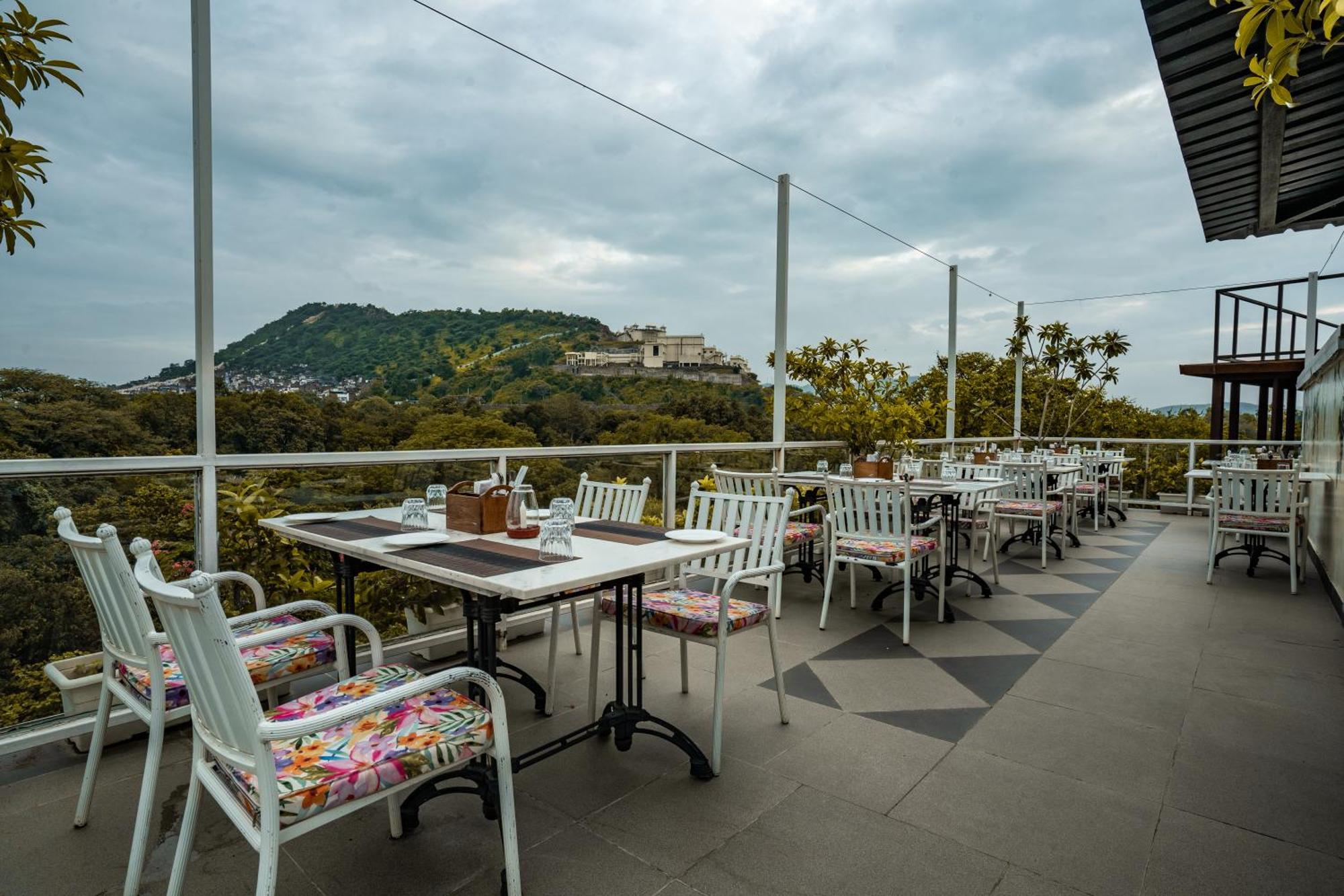 Tripli Hotels Shiv Villas Udaipur Kültér fotó